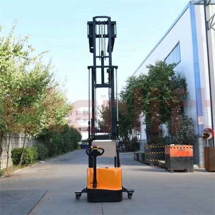 1500kg Pallet Stacker Truck