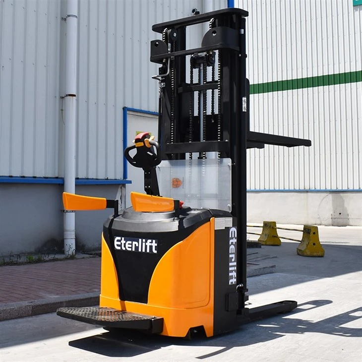 Electric Stacker 1.5 Ton